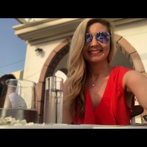 Meet your Posher, Nicole